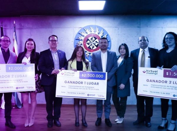 Docentes Brillan en la Santoto Tunja con el Virtual Challenge